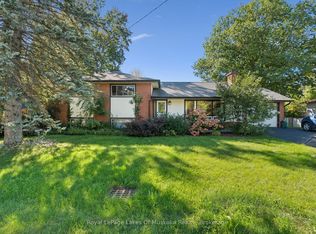 135 Muskoka Beach Rd, Gravenhurst, ON P1P 1B7