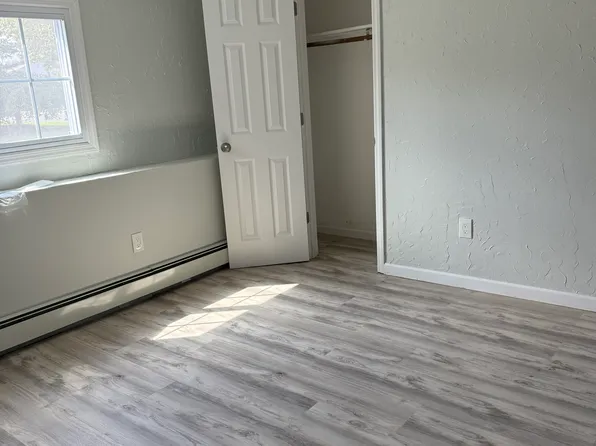 (undisclosed Address), Greenlawn, NY 11740