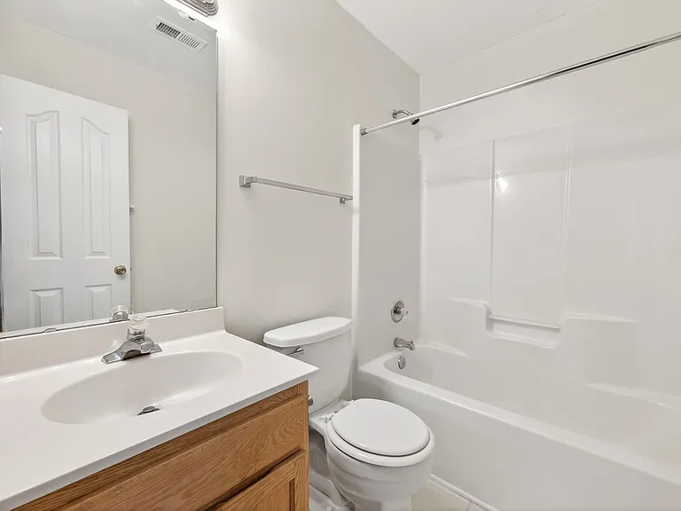 4352 Bubbling Brook Ct — Photo 12