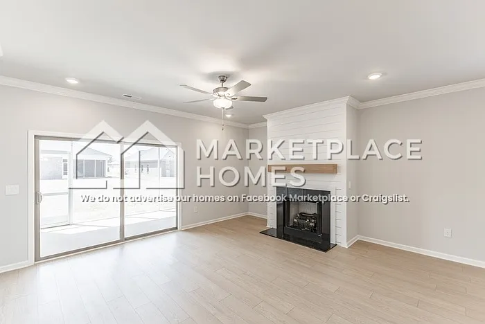 206 Stockyard Cir — Photo 10