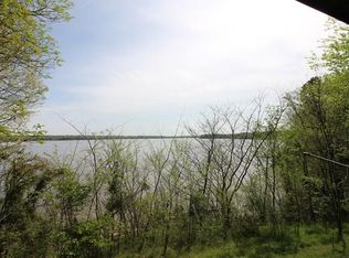 49 Peck Dr, Buffalo Junction, VA 24529