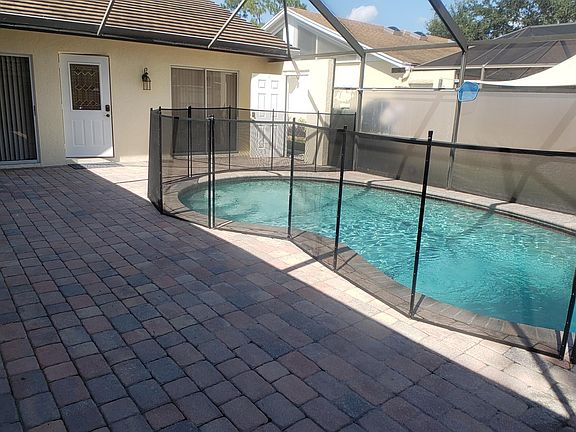 3rd image of 1343 Periwinkle Place