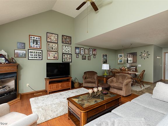 2nd image of 1338 Indian Pointe Dr