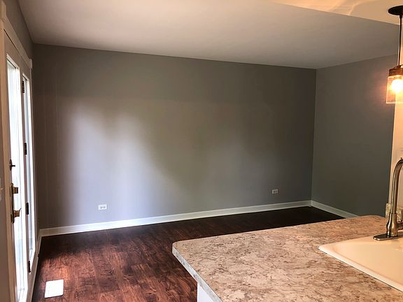 3rd image of 1321 Monmouth Ave