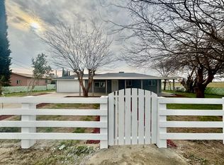 609 E Carillo Ave, Fresno, CA 93725