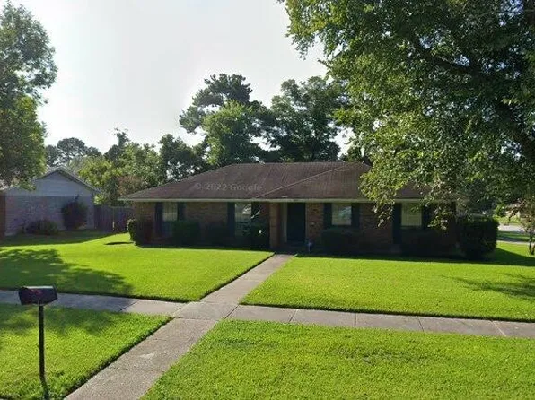 9017 Rosedown Pl, Shreveport, LA 71118