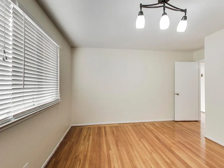 1220 Hayes St #5 — Photo 12