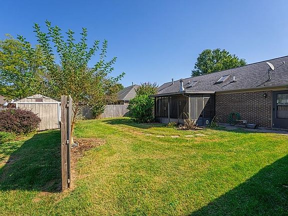 4th image of 4548 Cove Point