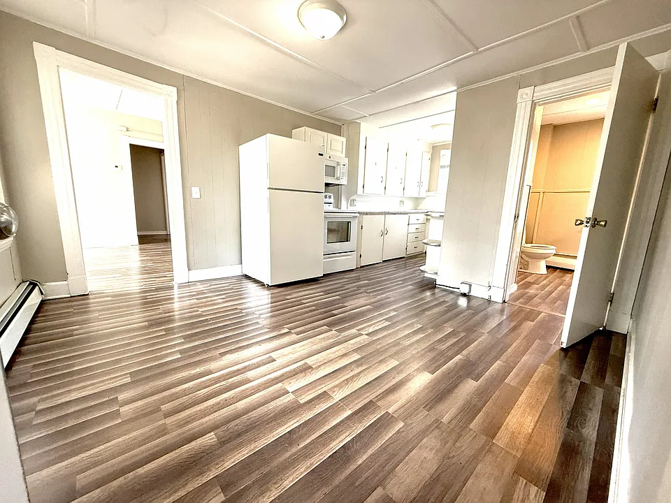 20 Bellevue St #2
