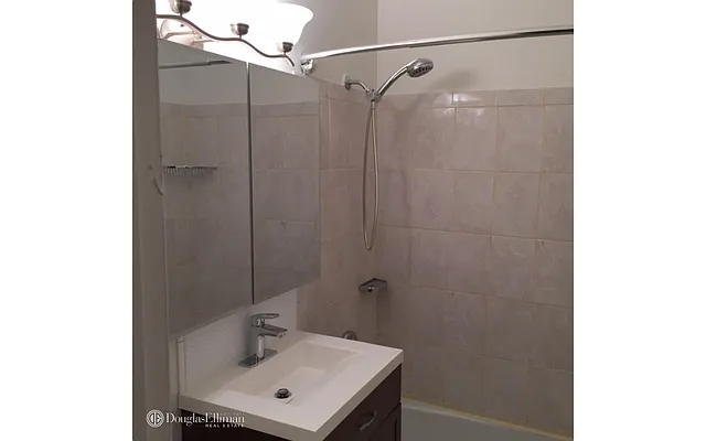 Rented by Douglas Elliman | media 4