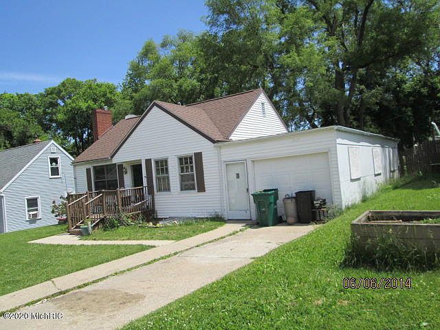 1st image of 142 Pleasant Ave