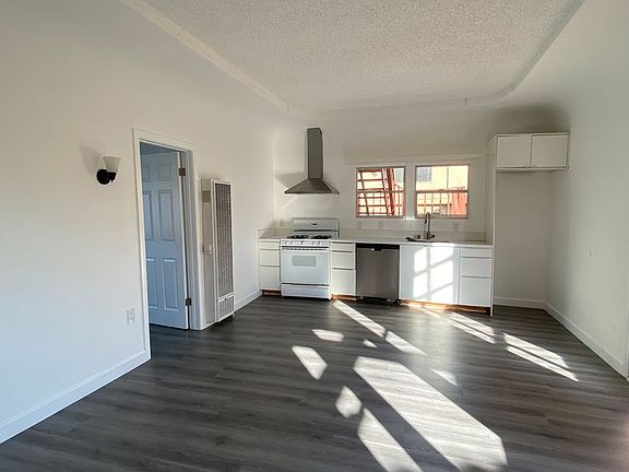 5th image of 677-707 N Park Ave #33