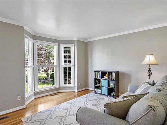 5th image of 7391 Sunshine Ct