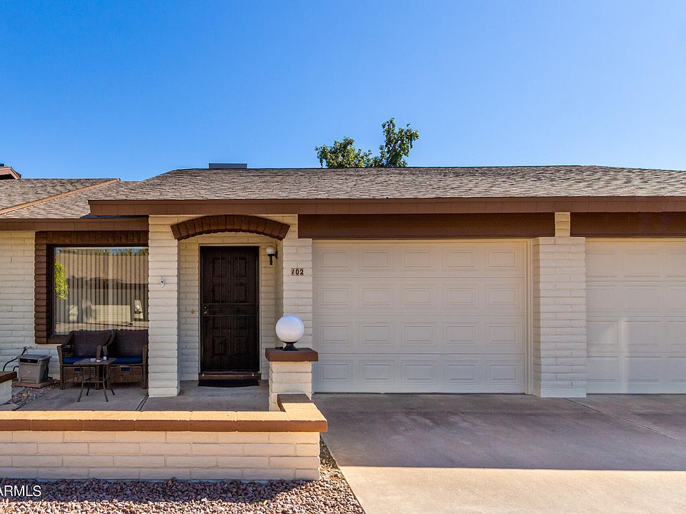 Sunland Village East Garden Condominiums 2064 S Farnsworth Dr Mesa AZ