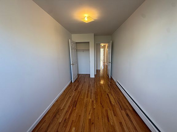 4th image of 31-12 43rd St #2A