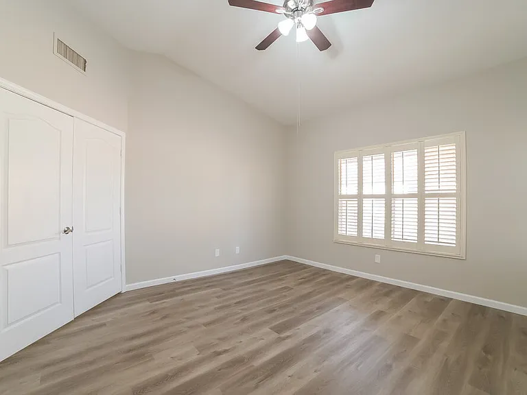 15345 W Lea Ln — Photo 8