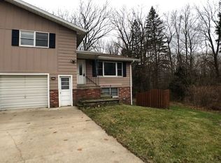 1340 W Glenlord Rd, Saint Joseph, MI 49085