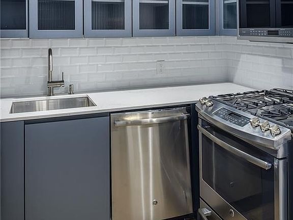 2nd image of 308 E 38th St APT 5F