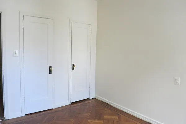 Rented by MNS | media 20