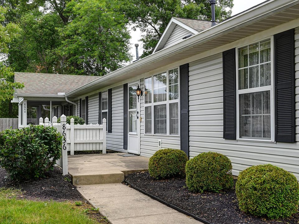 1st image of 8636 Victoria Meadow Ln