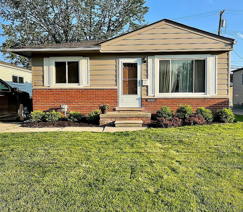 1st image of 22620 Lake Dr
