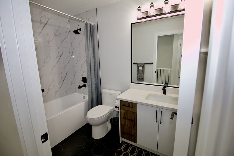 Edmonton House for rent - 4 Bedrooms — photo 48