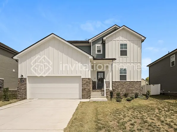204 E Millbrook Dr, Spring Hill, TN 37174