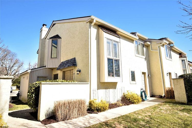 1st image of 39 Greate Bay Dr #39