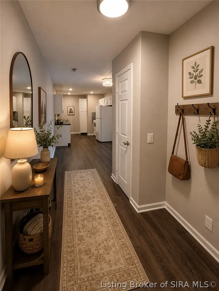 2 bed, 2.0 bath, 1100 sqft, $1,200 — Photo 3