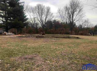 1810 W Rushmore Dr, Terre Haute, IN 47802