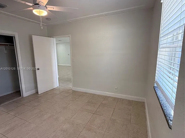 1619 Shenandoah St — Photo 9
