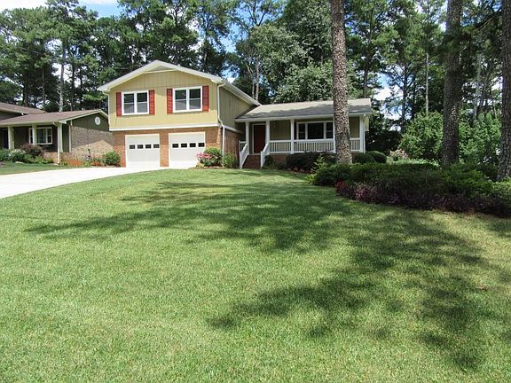 3rd image of 2671 Sandpiper Dr
