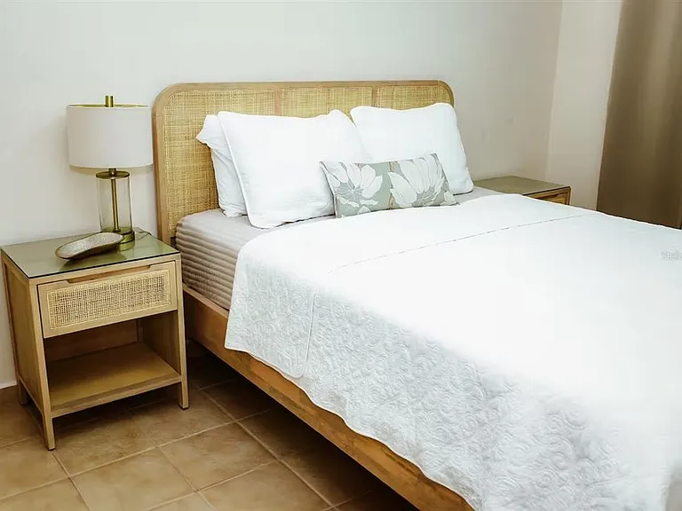 180 Palmas Dr #27C — Photo 11