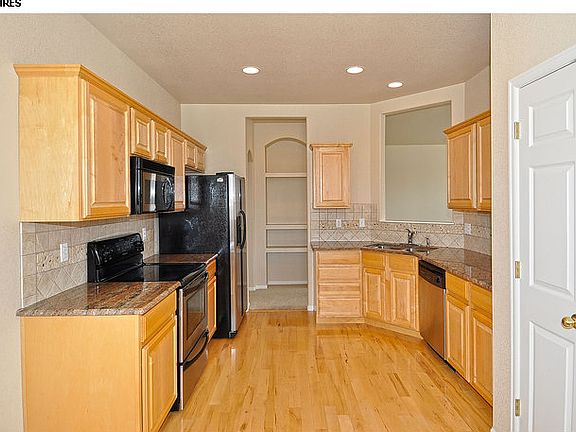 5th image of 1561 Pelican Lakes Pt Unit F