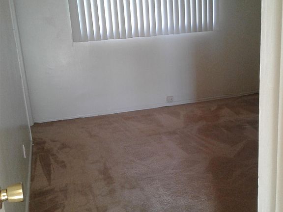 3rd image of 1833 W Sallie Ln APT 8