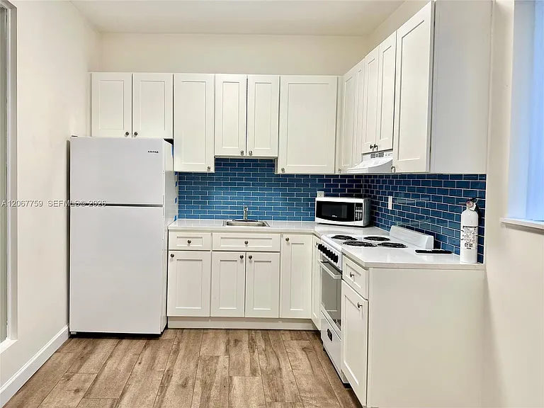 24390 SW 207th Ave #1 — Photo 3