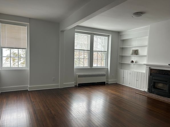 (undisclosed Address)