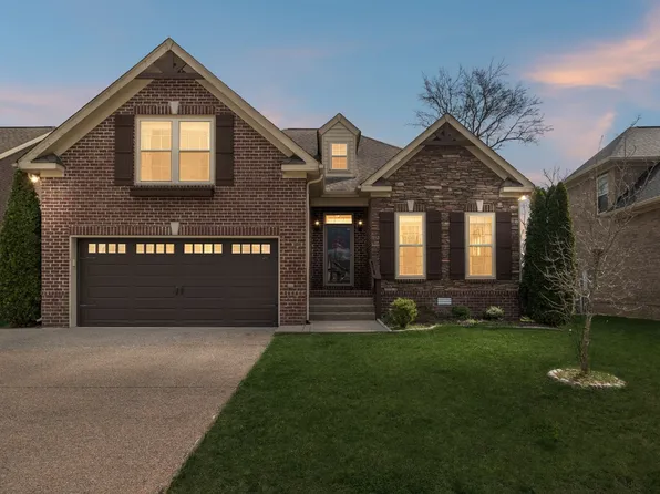 1012 Rudder Dr, Spring Hill, TN 37174