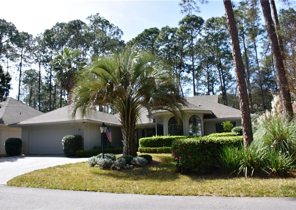 1st image of 26 Yellow Rail Ln