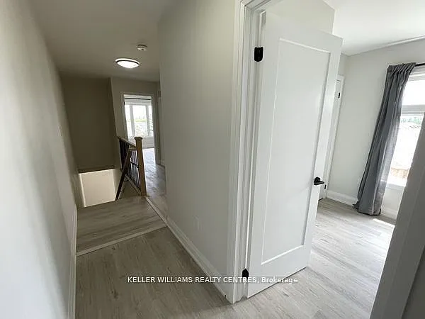 454 Veterans Dr — Photo 24