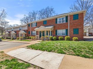1615 High School Dr, Saint Louis, MO 63144