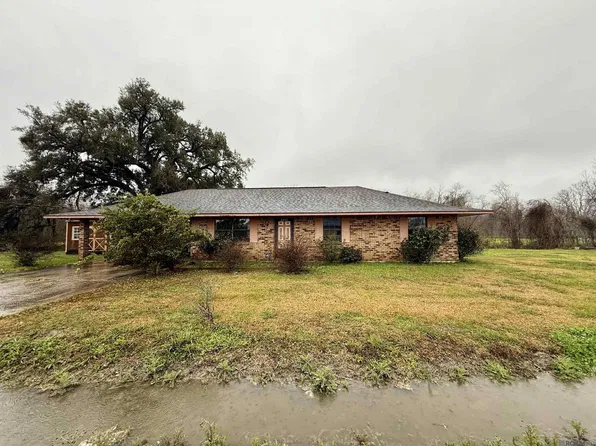 4525 Walter Hill Rd, Darrow, LA 70725