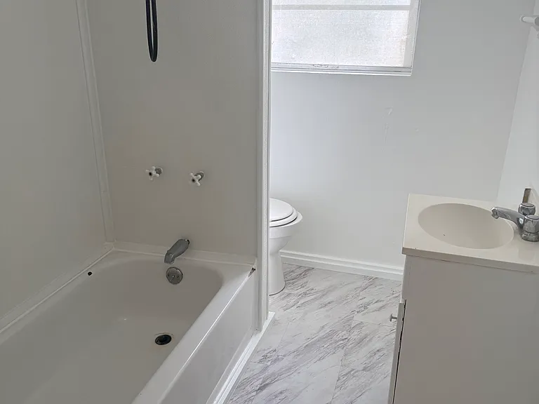 1006 Depot St — Photo 21