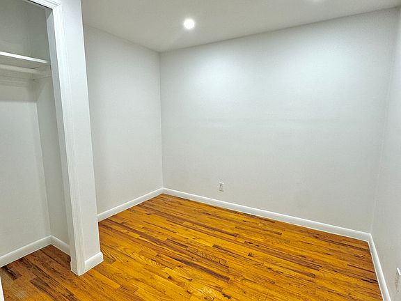 5th image of 438 E 9th St #5D