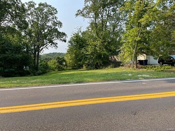 4th image of 7555 Becker Rd