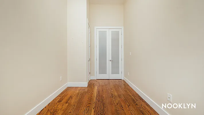 Rented by Nooklyn NYC LLC | media 22