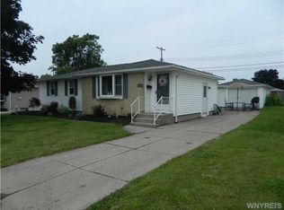4306 Oakwood Ave, Blasdell, NY 14219
