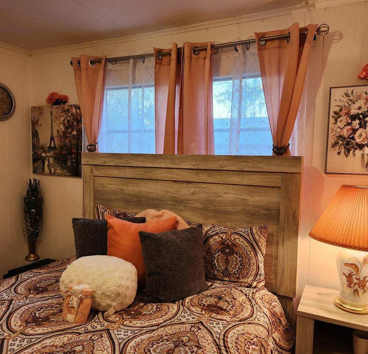 3 bed, 2.0 bath, 1600 sqft, $572 — Photo 1