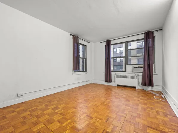 98-26 64th Avenue image 5 of 13