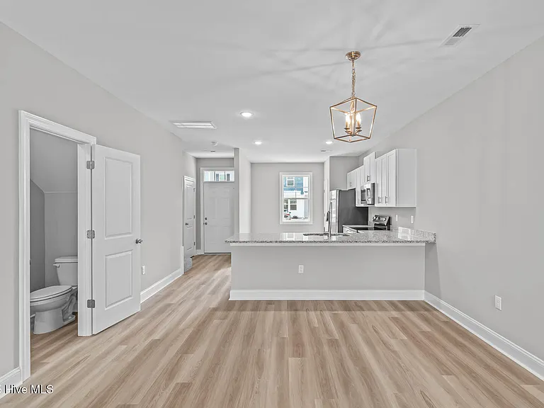 327 Starfish Ln — Photo 18